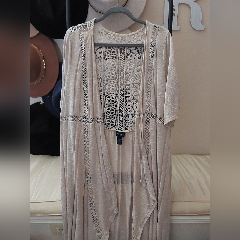 Rue21 Plus Beige Lace Cardigan Size 3X